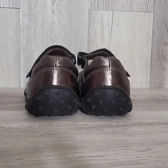 🛍Primigi Metallic Bronze Mary Jane Velcro Comfort Flats‎ Size 39 - Picture 6 of 9